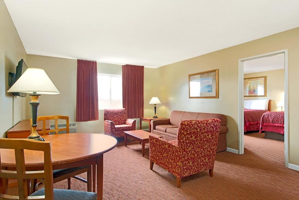 Days Inn By Wyndham St. Louis/Westport Mo Мэриленд-Хайтс Экстерьер фото